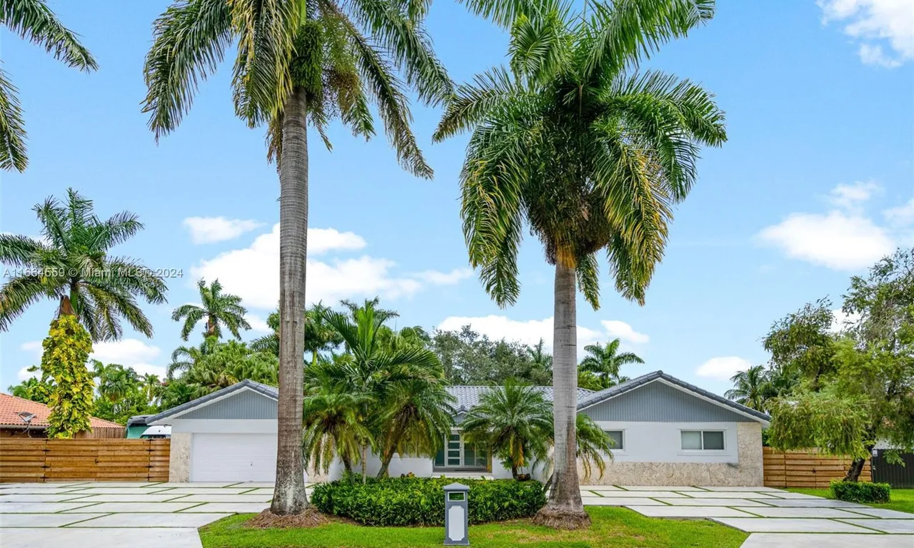 12331 SW 98th St, Miami FL 33186
