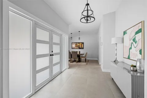12331 SW 98th St, Miami FL 33186