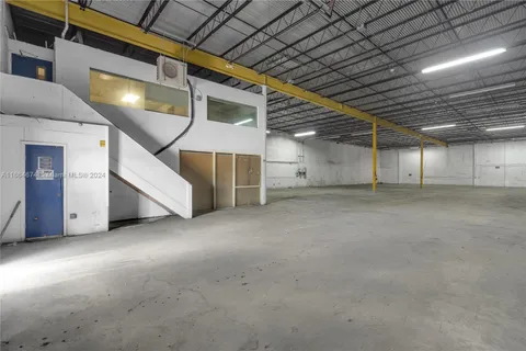 4201 NW 37th Ct # 4250, Hialeah FL 33142