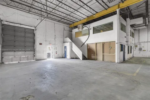 4201 NW 37th Ct # 4250, Hialeah FL 33142