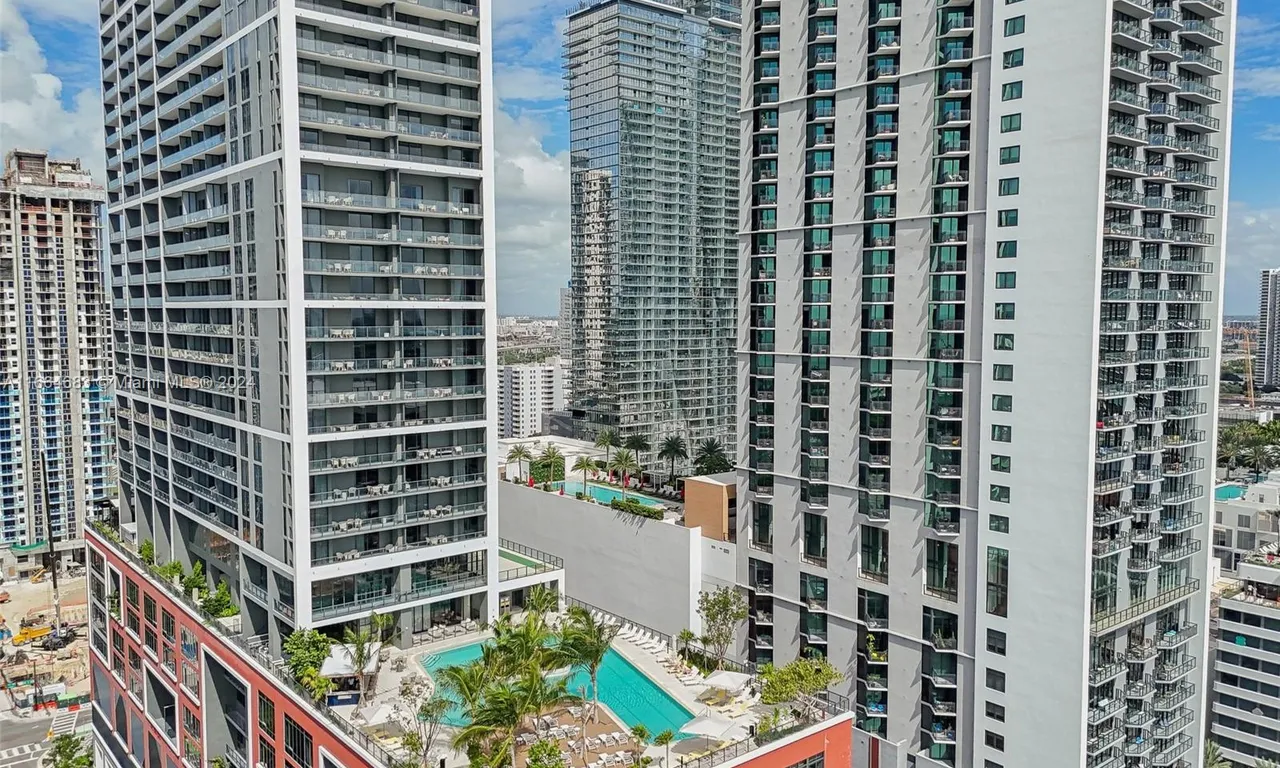 601 NE 1 ave # 3614, Miami FL 33132