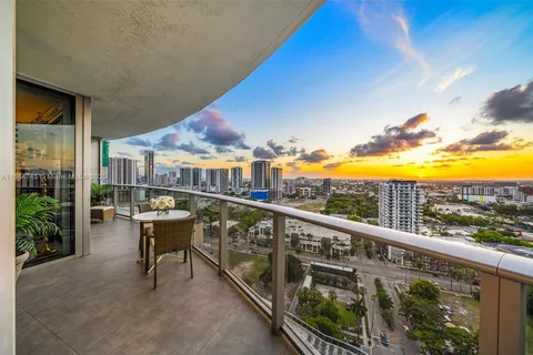 488 NE 18th St # 2301, Miami FL 33132