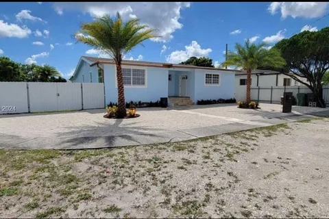 3391 E 1st Ave, Hialeah FL 33013