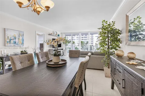 5601 Collins Ave # 417, Miami Beach FL 33140