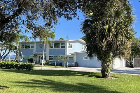 13549 S Indian River Dr, Jensen Beach FL 34957