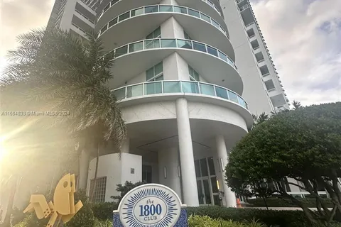 1800 N Bayshore Dr # 2003, Miami FL 33132