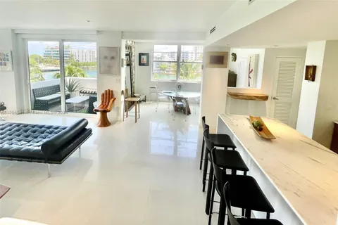 20 Island Ave # 308, Miami Beach FL 33139