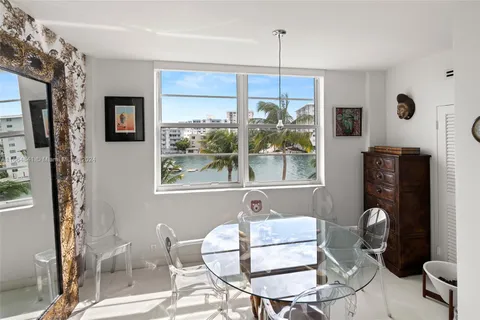 20 Island Ave # 308, Miami Beach FL 33139