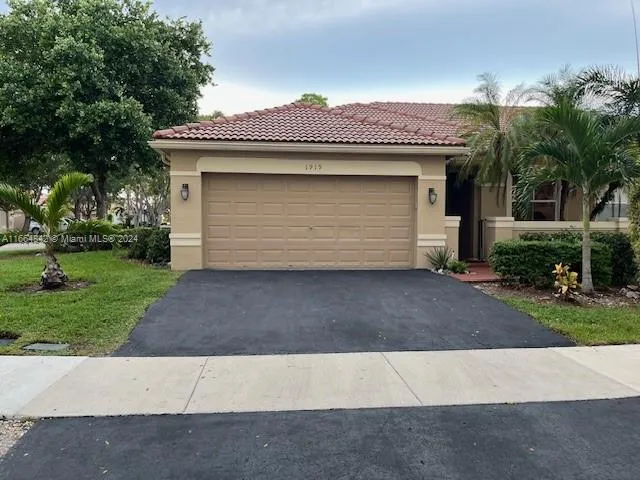 1919 PISCES TER, Weston FL 33327