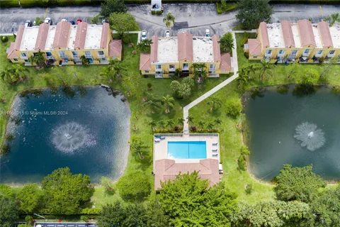 3844 NW 90th Ave # 3844, Sunrise FL 33351
