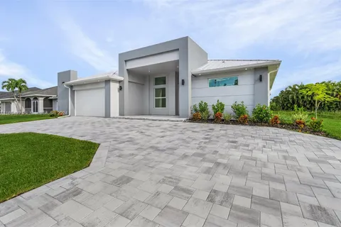 2207 SW 32TH ST, Cape Coral FL 33914