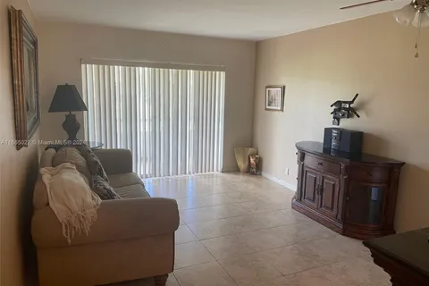 251 S Golf Blvd # 289, Pompano Beach FL 33064
