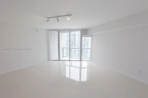 475 BRICKELL AV # 3808, Miami FL 33131