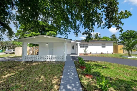 4971 NW 11th Pl, Lauderhill FL 33313