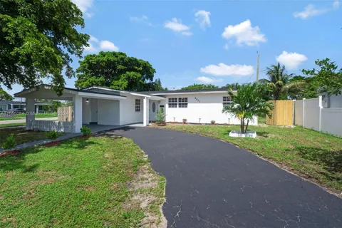 4971 NW 11th Pl, Lauderhill FL 33313