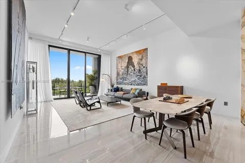 2811 S Bayshore Dr # 4C, Miami FL 33133