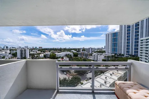 1500 Bay Rd # 1174S, Miami Beach FL 33139