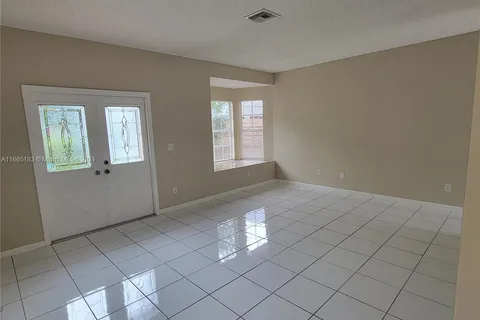 22324 SW 99th Ave, Cutler Bay FL 33190