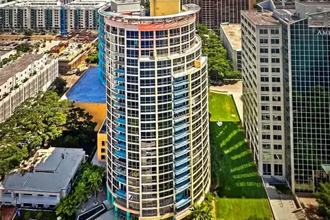 322 East Central blvd # 905, Orlando FL 32801