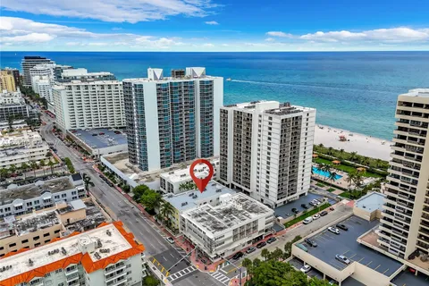 2615 Collins Ave # 21, Miami Beach FL 33140