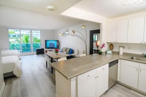 2301 COLLINS AV # 429, Miami Beach FL 33139