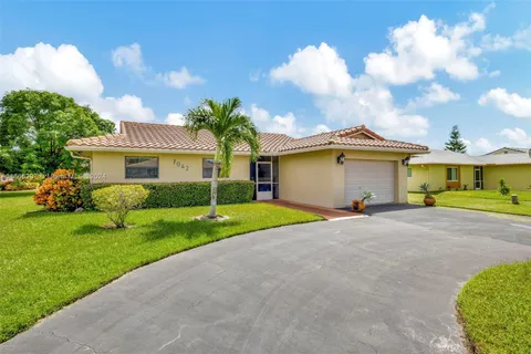 7042 NW 106th Ave, Tamarac FL 33321