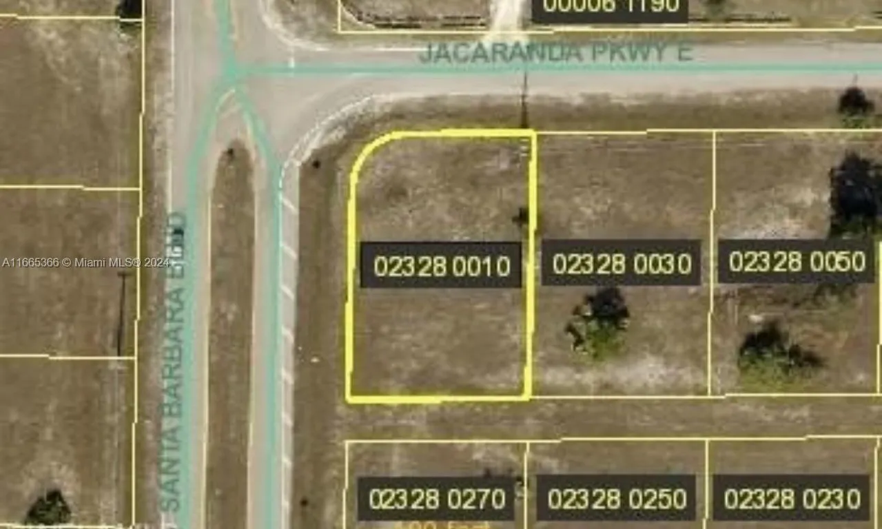 34 E Jacaranda Pkwy, Cape Coral FL 33909