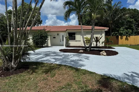 2680 SW 64th Ter, Miramar FL 33023