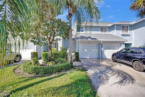 5326 Sapphire Vly, Boca Raton FL 33486