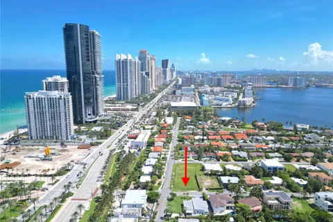 202 189 St, Sunny Isles Beach FL 33160