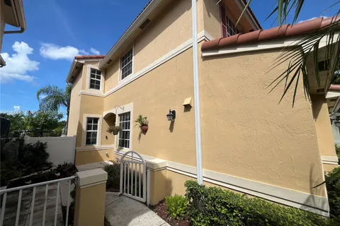 11139 NW 46th Dr, Coral Springs FL 33076