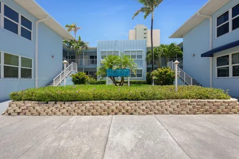 315 Van Buren St # 104B, Hollywood FL 33019