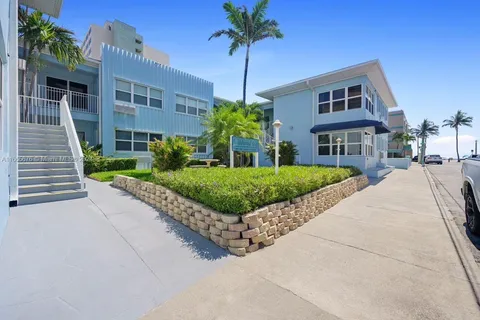 315 Van Buren St # 104B, Hollywood FL 33019