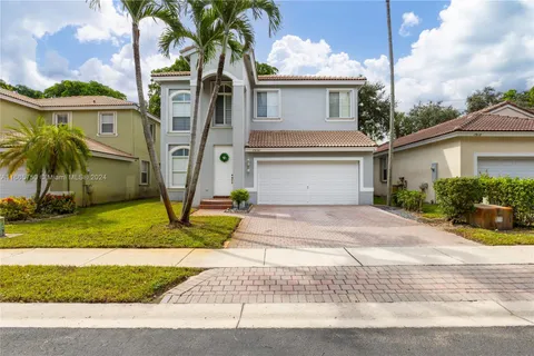 7808 NW 17th Pl, Pembroke Pines FL 33024