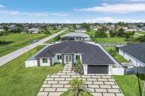 216 CHIQUITA BLVD, Cape Coral FL 33993