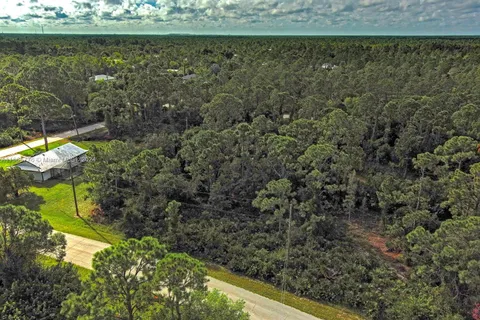 27369 N Twin Lakes Dr, Punta Gorda FL 33955