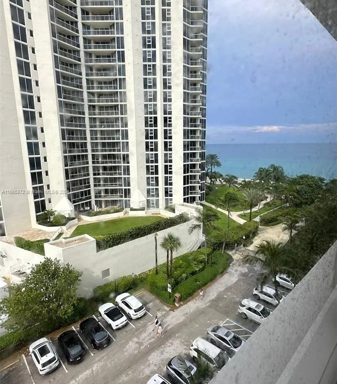 19201 Collins Ave # 628, Sunny Isles Beach FL 33160