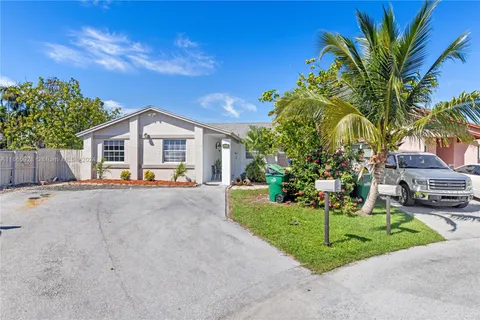 12521 SW 251 TER, Homestead FL 33032