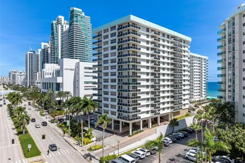 3725 S Ocean Dr # 1406, Hollywood FL 33019