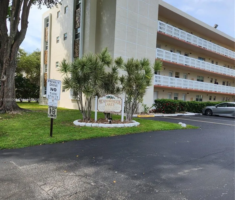 1024 SE 3rd Ave # 304, Dania Beach FL 33004