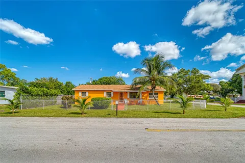 3401 NW 213th St, Miami Gardens FL 33056