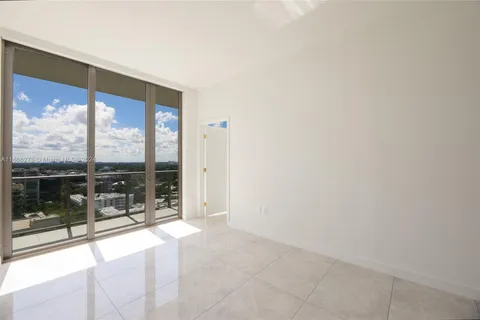 2678 Tigertail Ave # 1403, Coconut Grove FL 33133