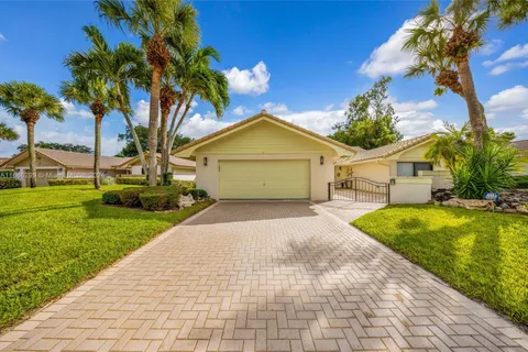 6979 W Villas Drive, Boca Raton FL 33433