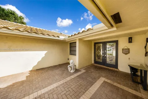 6979 W Villas Drive, Boca Raton FL 33433