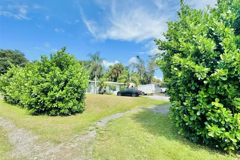 715 S Jenkins Rd, Fort Pierce FL 34947