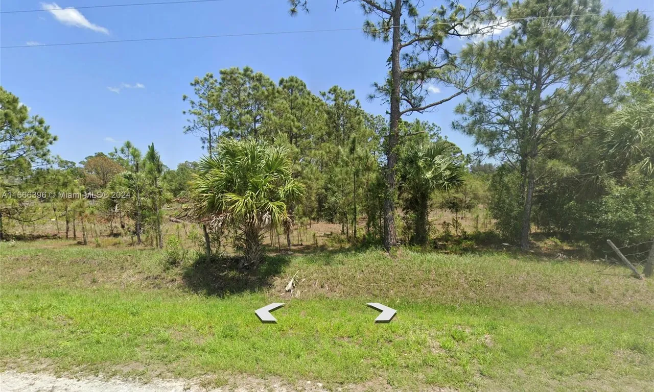 325 N Sendero St, Other City - In The State Of Florida FL 33440