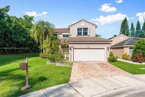 240 E Bayridge Dr, Weston FL 33326