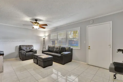 2405 Antigua Cir # E1, Coconut Creek FL 33066