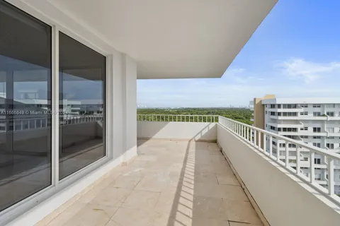 199 Ocean Lane Dr # 1208, Key Biscayne FL 33149