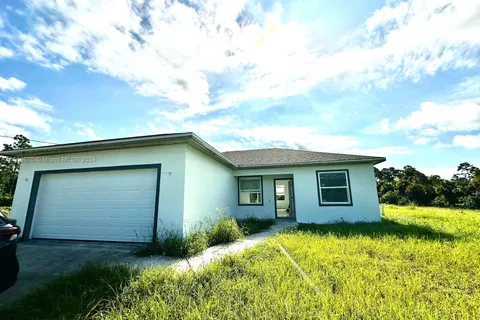 523 REDWOOD AVE S, Lehigh Acres FL 33974